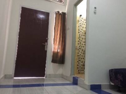 Kost porselen tipe C rawamangun bebas banjir 