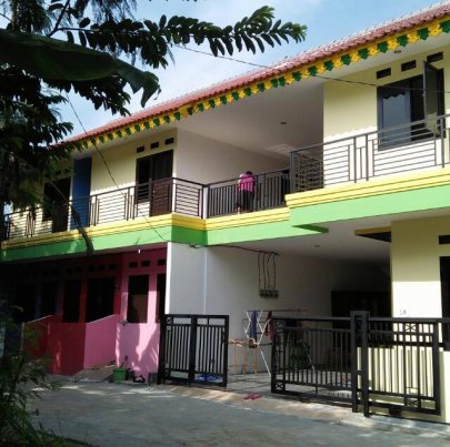 Rumah Kost Warna Warni (Cilandak) 