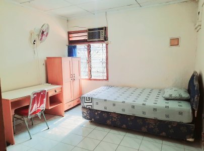 KOST KARYAWAN PRIA, HARGA TERJANGKAU, Kalibata, Jakarta Selatan - Kost Gema