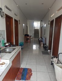 Kost Putri Tiga Saudara A4