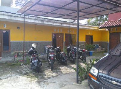 Kost Bintang Putra