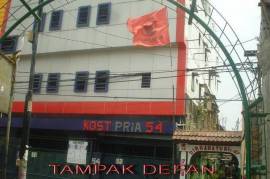 KOST PRIA 54 Jakarta Pusat kramat salemba 750  WA 081294974642