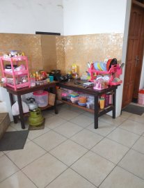 Kost Putri Latanza