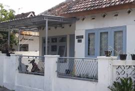 Kost putri dkt TUGU dan MALIOBORO ( kmr mandi luar)