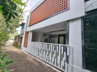 ONO KOST (KOST PUTRI)