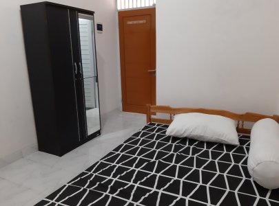 Kost Putri 51 Limo