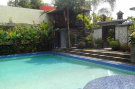 Eksklusif Homestay " Kusuma Kemang Suite "