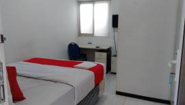 Kost Semarang Sunshine Hostel Graha Padma