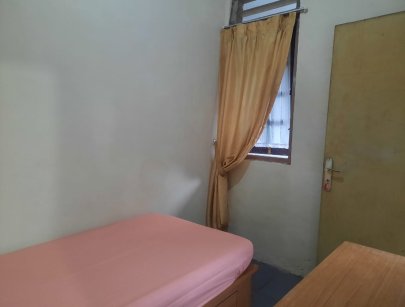 Kost campur lengkap furniture AC kamar mandi dalam