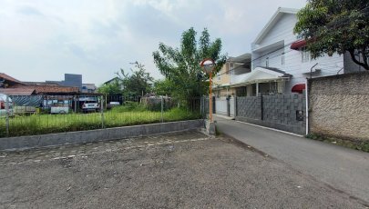 Kosan Putri BERSIH NYAMAN kamar mandi dalam AIR PANAS, WiFi  & CCTV