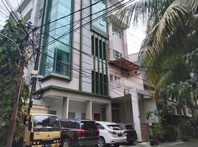 Kost Mahasiswi Atmajaya Pluit, Magang, Koas & Dokter Wanita