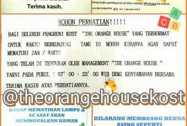 Orange House Kost & Transit