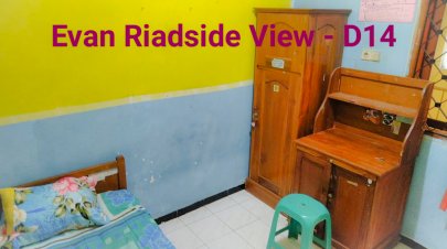 Kost Putri "Evan Road Side View"