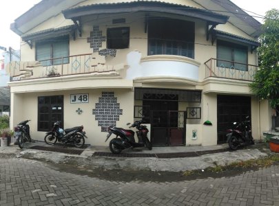 Kost putri Aurora Genuk