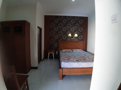 Lusa home syari'ah kost eksklusif dan guest house