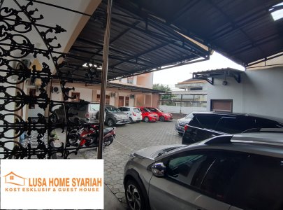 Lusa home syari'ah kost eksklusif dan guest house