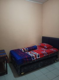 Kost pria dekat pasar modern BSD