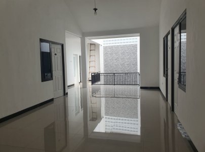 Foyer lt 2