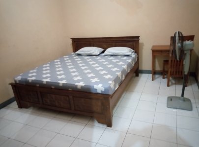 Kost Putri Kamar Mandi Bersama ada pemanas