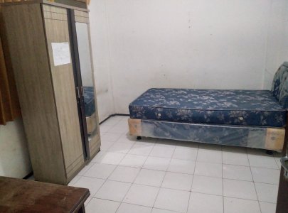 Kost putri ngagel wasana