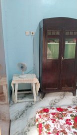 Di kostkan rumah di yogyakarta, daerah sleman yogyakarta. Kost karyawati, kost mahasiswi,