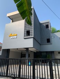 KOST PUTRI AMIRA HOME MURAH