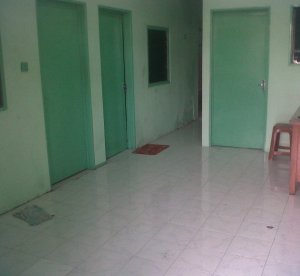 Terima  kost putri / mahasiswi,