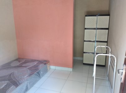 Kost KM dalam, wifi, parkir luas