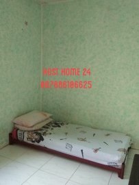 Kost Kemang Putri Home 24