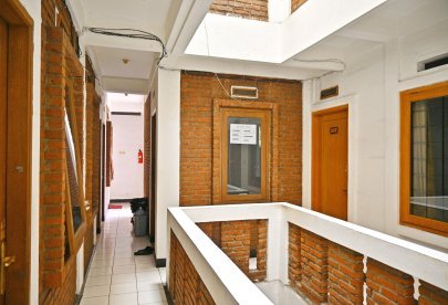 Kost Putra Termasuk Listrik dekat Maranatha - Elora House Cibogo Bandung