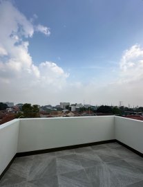 Kost Campur Selangkah ke UPI