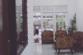 hotel homestay surabaya selatan jl.kebonsari 15a surabaya