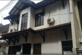 Kost putri Tomang. deket TA/CP. HUBUNGI 089686858810