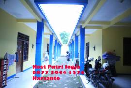 Sewa kost putri yogyakarta murah,strategis,kamar mandi dalam,info kost