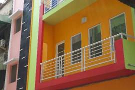 Kost-Hotel Puri Ceria -Warna Warni 