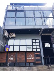 Jabrix Hostel Bandung di daerah TSM