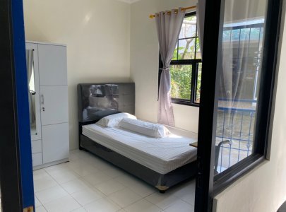 Kost Pintu Biru Ampera