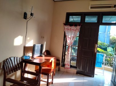 Kost Mahasiswi/Karyawati Muslim Jakal KM6