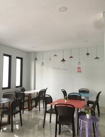 Monggo Mampir Kostel dan Cafe Kamar Tipe B