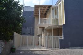 Kos Putri Mertojoyo Town House