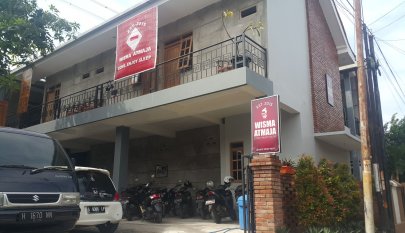 Kos Putra Wisma Atmaja