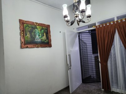 KOST GIO, LOKASI SANGAT STRATEGIS, DIPUSAT KAWASAN BISNIS, KAMPUS & KULINERAN