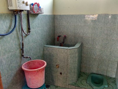 Kamar Mandi Luar