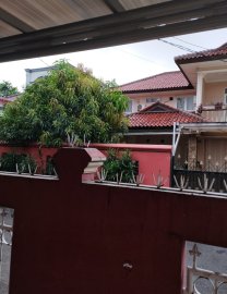 KOST ANNISA PESANGGRAHAN