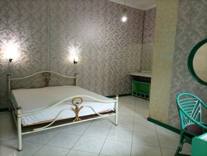 Guesthouse Kos Jakarta Retro Vintage Cilandak Lebak Bulus