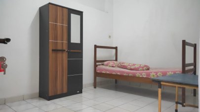 Kost Ibu Elly Cikarang Baru (dekat pusat industri jababeka 2)