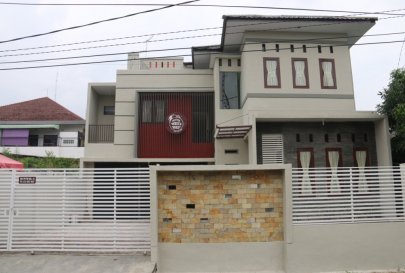 Kost eksklusif Karyawan/ti The Little White House Medan