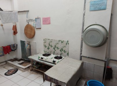 KOST PUTRI MENUR I/27