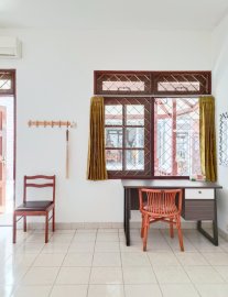 Kost Putri (Karyawati/Mahasiswi) Surabaya Barat