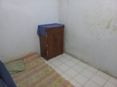 Kost Murah Pak Waluyo dekat Kota Lama dan Pelabuhan